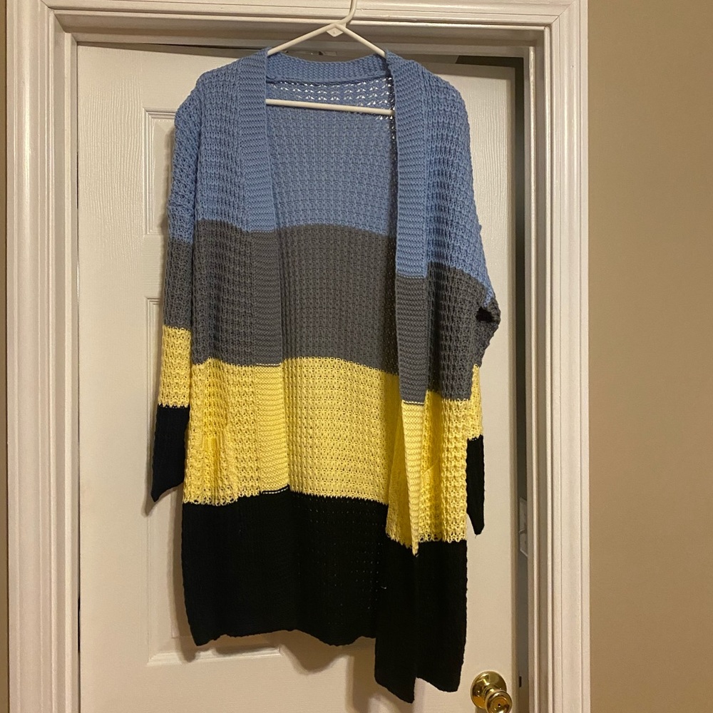 Long multicolored cardigan. Perfect condition. Size Medium.